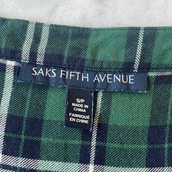 Saks Fifth Avenue Plaid Button Down Shirt - Size Small - Picture 8 of 8